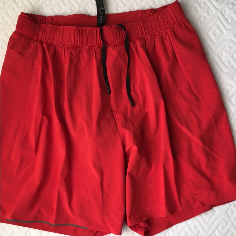 Lululemon Surge shorts Bold Red - Picture 7 of 8